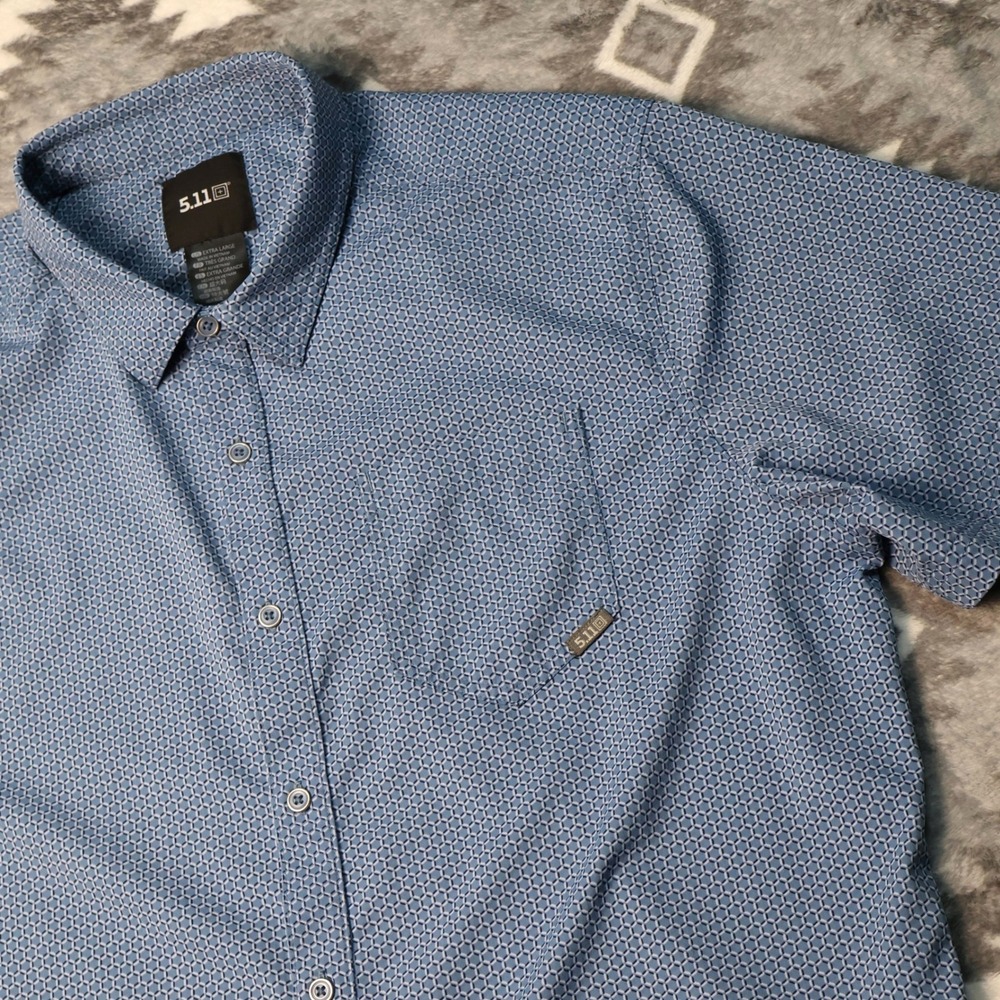 5.11 Tactical Mens XL Blue Honeycomb Geo Print Short Sleeve Button Down Shirt